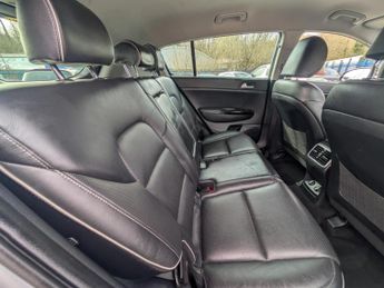 Kia Sportage 1.7 CRDi 3 SUV 5dr Diesel Manual Euro 6 (s/s) (114 bhp)