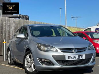 Vauxhall Astra 1.4T 16v SRi Hatchback 5dr Petrol Manual Euro 5 (140 ps)
