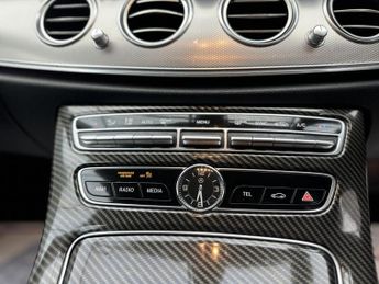 Mercedes-Benz E Class 2.0 E200d SE Saloon 4dr Diesel G-Tronic+ Euro 6 (s/s) (150 ps)