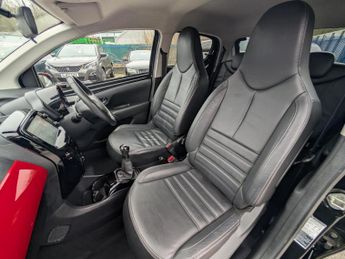 Peugeot 108 1.2 PureTech GT Line Hatchback 5dr Petrol Manual Euro 6 (82 ps)