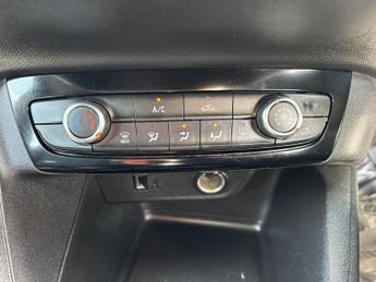 Vauxhall Corsa 1.2 SE Hatchback 5dr Petrol Manual Euro 6 (75 ps)