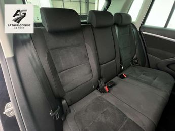 Volkswagen Tiguan 2.0 TDI BlueMotion Tech Match SUV 5dr Diesel DSG 4WD Euro 6 (s/s