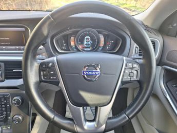 Volvo V40 