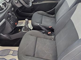 Renault Clio 1.2 I-Music Hatchback 3dr Petrol Manual Euro 5 (75 ps)