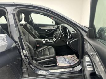 Mercedes-Benz C Class 2.1 C250d AMG Line (Premium Plus) Saloon 4dr Diesel 7G-Tronic+ E