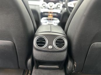 Mercedes-Benz C Class 2.1 C250d AMG Line (Premium Plus) Saloon 4dr Diesel 7G-Tronic+ E