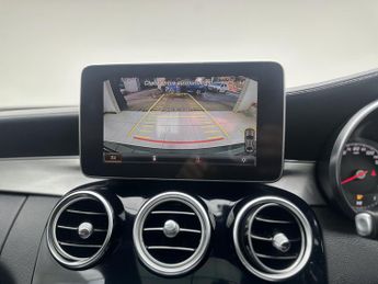 Mercedes-Benz C Class 2.1 C250d AMG Line (Premium Plus) Saloon 4dr Diesel 7G-Tronic+ E