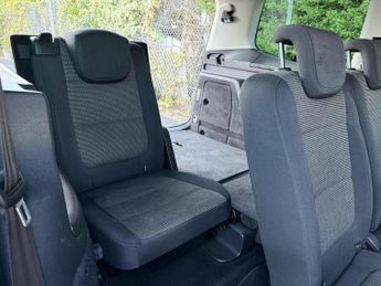 Volkswagen Sharan 2.0 TDI BlueMotion Tech SE MPV 5dr Diesel DSG Euro 5 (s/s) (140 