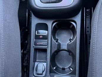 Volkswagen Sharan 2.0 TDI BlueMotion Tech SE MPV 5dr Diesel DSG Euro 5 (s/s) (140 