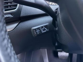 Volkswagen Sharan 2.0 TDI BlueMotion Tech SE MPV 5dr Diesel DSG Euro 5 (s/s) (140 