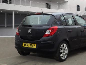 Vauxhall Corsa 1.4i 16v Design Hatchback 5dr Petrol Automatic (a/c) (166 g/km, 