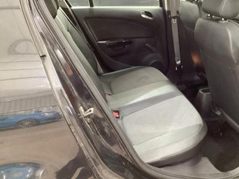 Vauxhall Corsa 1.4i 16v Design Hatchback 5dr Petrol Automatic (a/c) (166 g/km, 