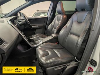 Volvo XC60 2.4 D5 R-Design Nav SUV 5dr Diesel Geartronic AWD Euro 5 (215 ps