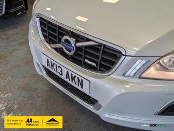 Volvo XC60 2.4 D5 R-Design Nav SUV 5dr Diesel Geartronic AWD Euro 5 (215 ps