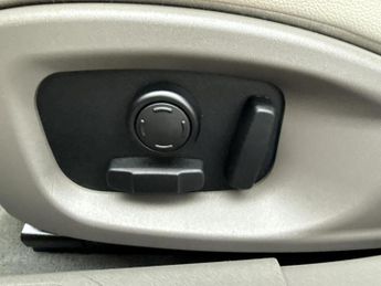 Jaguar XE 2.0 GTDi Prestige Saloon 4dr Petrol Auto Euro 6 (s/s) (200 ps)