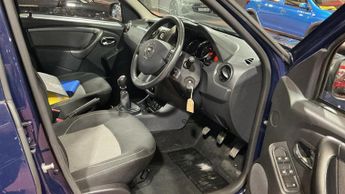 Dacia Duster 1.5 dCi Laureate SUV 5dr Diesel Manual Euro 6 (s/s) (110 ps)