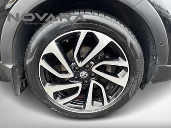 Vauxhall Grandland X 1.2 Turbo Elite Nav SUV 5dr Petrol Manual 6Spd Euro 6 (s/s) (130