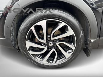 Vauxhall Grandland X 1.2 Turbo Elite Nav SUV 5dr Petrol Manual 6Spd Euro 6 (s/s) (130