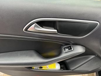 Mercedes-Benz A Class 1.6 A180 Sport Hatchback 5dr Petrol Manual Euro 6 (s/s) (122 ps)