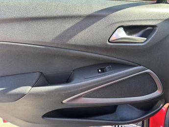 Vauxhall Crossland X 1.2 SE Nav SUV 5dr Petrol Manual Euro 6 (83 ps)