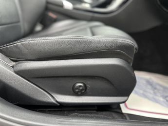 Mercedes-Benz C Class 2.0 C350e 6.4kWh Sport (Premium) Saloon 4dr Petrol Plug-in Hybri