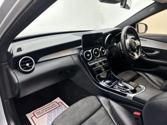 Mercedes-Benz C Class 2.0 C220d AMG Line (Premium) Saloon 4dr Diesel G-Tronic+ Euro 6 
