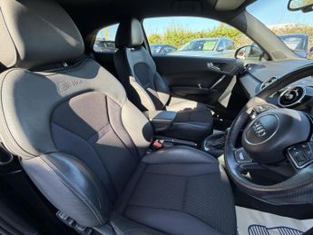 Audi A1 1.4 TFSI S line Hatchback 3dr Petrol S Tronic Euro 5 (s/s) (122 