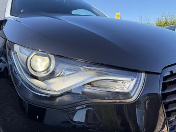 Audi A1 1.4 TFSI S line Hatchback 3dr Petrol S Tronic Euro 5 (s/s) (122 