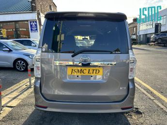Toyota Voxy ZS KIRAMEKI Z