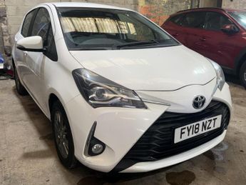 Toyota Yaris 1.5 VVT-i Icon Hatchback 5dr Petrol Manual Euro 6 (111 ps)