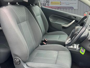 Ford Fiesta 1.4 Titanium Hatchback 3dr Petrol Automatic (154 g/km, 94 bhp)