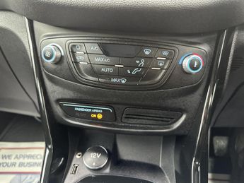 Ford B-Max 1.6 Titanium MPV 5dr Petrol Powershift Euro 5 (105 ps)