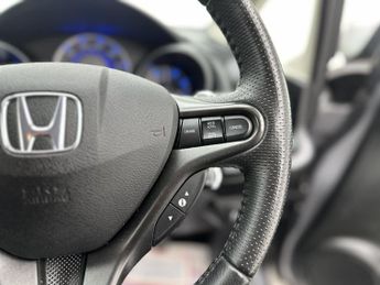 Honda Jazz 1.3h IMA HS Hatchback 5dr Petrol Hybrid CVT Euro 5 (102 ps)