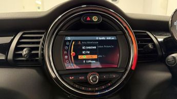 MINI Electric Hatch Cooper SE 32.6kWh Level 2 Hatchback 3dr Electric Auto (184 ps)