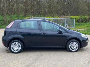 Fiat Punto Evo 1.4 Dynamic Hatchback 5dr Petrol Dualogic Euro 5 (s/s) (77 bhp)
