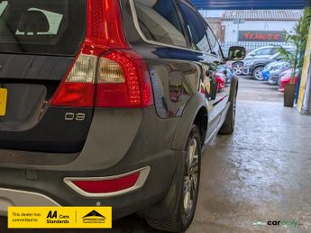 Volvo XC70 2.0 D3 SE Estate 5dr Diesel Geartronic Euro 5 (163 ps)