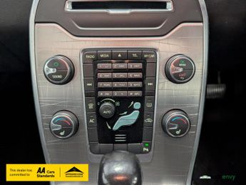 Volvo XC70 2.0 D3 SE Estate 5dr Diesel Geartronic Euro 5 (163 ps)