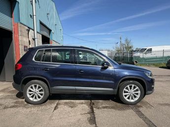 Volkswagen Tiguan 2.0 TDI BlueMotion Tech SE SUV 5dr Diesel Manual 4WD Euro 5 (s/s