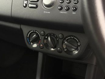 Suzuki Swift 1.5 GLX Hatchback 5dr Petrol Manual (159 g/km, 101 bhp)