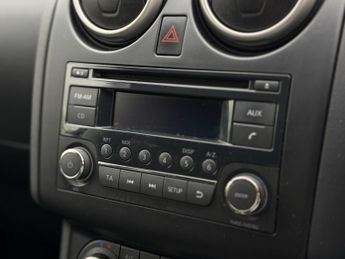 Nissan Qashqai 1.6 Acenta SUV 5dr Petrol CVT 2WD Euro 5 (117 ps)