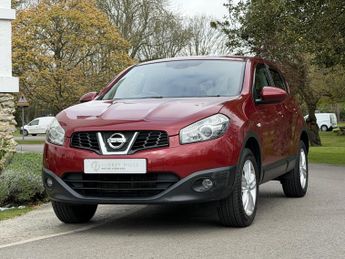 Nissan Qashqai 1.6 Acenta SUV 5dr Petrol CVT 2WD Euro 5 (117 ps)