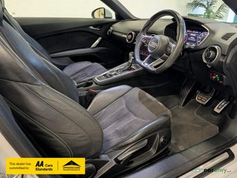 Audi TT 2.0 TFSI S line Coupe 3dr Petrol S Tronic quattro Euro 6 (s/s) (