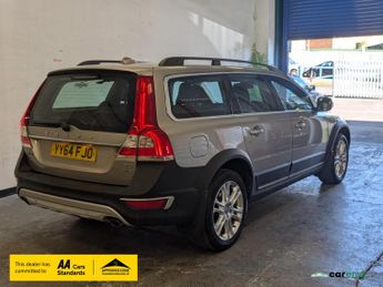 Volvo XC70 2.4 D4 SE Lux Estate 5dr Diesel Geartronic AWD Euro 5 (181 ps)