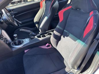 Toyota GT86 2.0 Boxer D-4S Coupe 2dr Petrol Manual Euro 5 (200 ps)