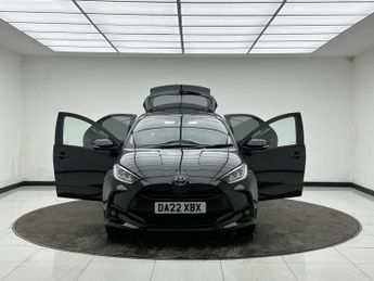 Toyota Yaris 1.5 VVT-h Design Hatchback 5dr Petrol Hybrid E-CVT Euro 6 (s/s) 