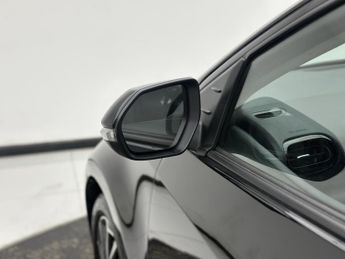 Toyota Yaris 1.5 VVT-h Design Hatchback 5dr Petrol Hybrid E-CVT Euro 6 (s/s) 