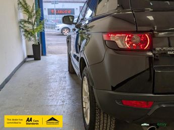 Land Rover Range Rover Evoque 2.2 SD4 Pure SUV 5dr Diesel Auto 4WD Euro 5 (190 ps)