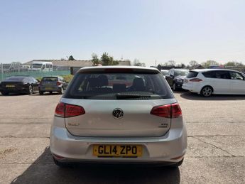 Volkswagen Golf 1.6 TDI BlueMotion Tech SE Hatchback 5dr Diesel DSG Euro 5 (s/s)