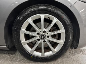 Mercedes-Benz A Class 1.3 A200 Sport (Premium) Hatchback 5dr Petrol 7G-DCT Euro 6 (s/s