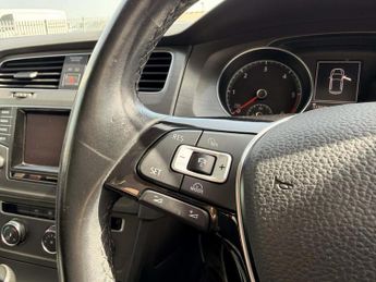 Volkswagen Golf 2.0 TDI BlueMotion Tech SE Hatchback 5dr Diesel Manual Euro 5 (s